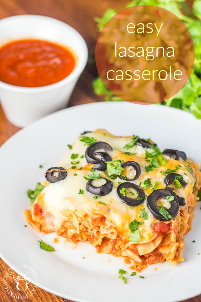 Easy Lasagna Casserole | Catz in the Kitchen | catzinthekitchen.com | #casserole #lasagna #recipe Easy to put together and easy on the wallet, this tasty recipe for Easy Lasagna Casserole is, well, just plain easy!