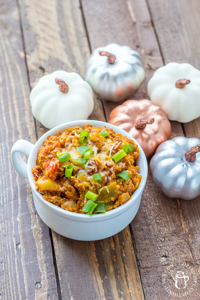 If this hearty and mellow recipe for pumpkin slow cooker turkey chili doesn’t get you in the fall spirit, I don’t know what will!