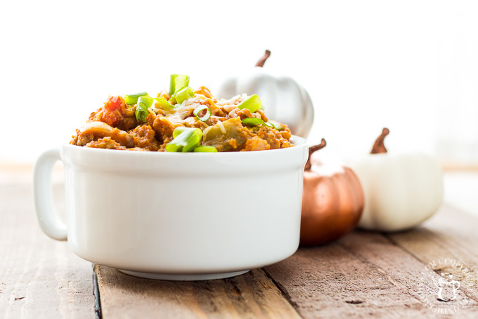 If this hearty and mellow recipe for pumpkin slow cooker turkey chili doesn’t get you in the fall spirit, I don’t know what will!