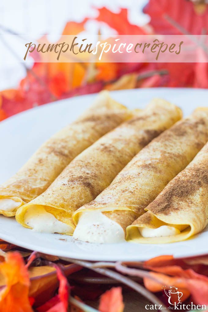 Pumpkin Spice Crêpes | Catz in the Kitchen | catzinthekitchen.com | #crepes #fall #pumpkin