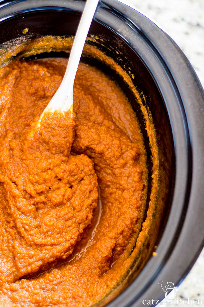 This Slow-Cooker Pumpkin Butter recipe is festive, yummy, gluten-free, and great as a gift! It's also super easy to make - just throw it in the crockpot! 