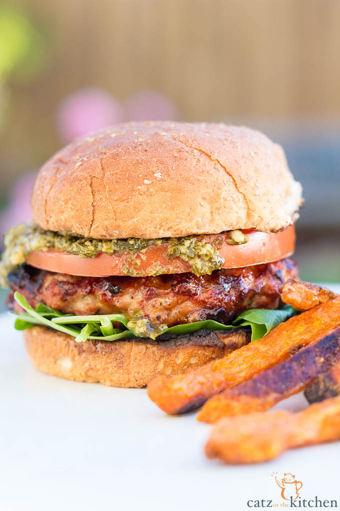 Chicken Pesto Burgers Catz in the Kitchen
