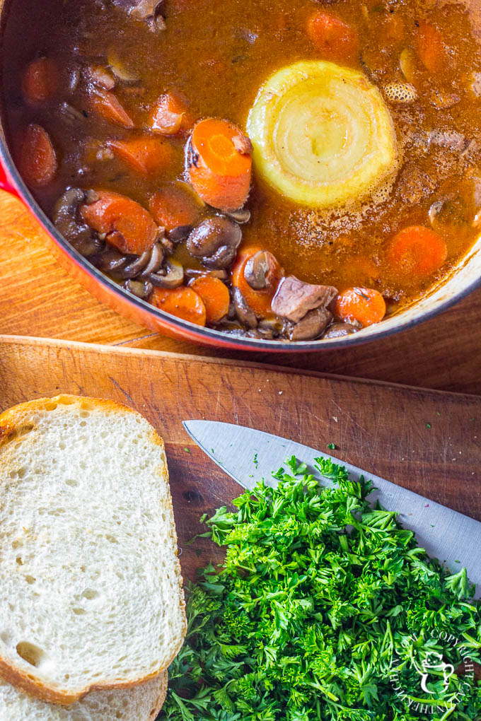 It's classic, it's traditional, it's French, & it's absolutely spectacular. Whether you love it or have never tried it, you must make this bœuf bourguignon!