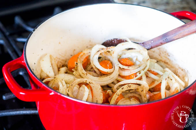 It's classic, it's traditional, it's French, & it's absolutely spectacular. Whether you love it or have never tried it, you must make this bœuf bourguignon!