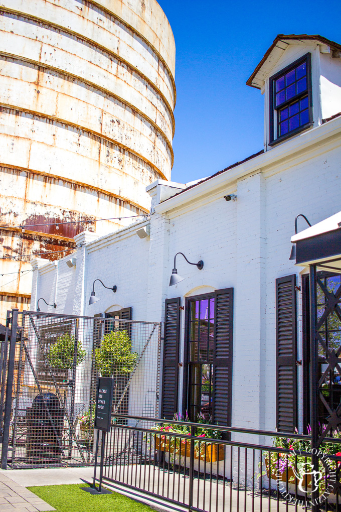 Our Quick Trip to the Magnolia Silos | Catz in the Kitchen | catzinthekitchen.com | #Magnolia #FixerUpper