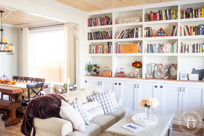 DIY home library bookshelf built-in