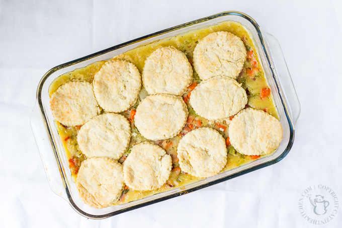 Have some leftover holiday ham in the fridge? This buttermilk biscuit ham pot pie is a great way to use it up - besides being warm, homey, & tasty, too!