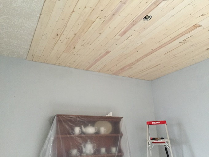 DIY farmhouse wood ceiling 