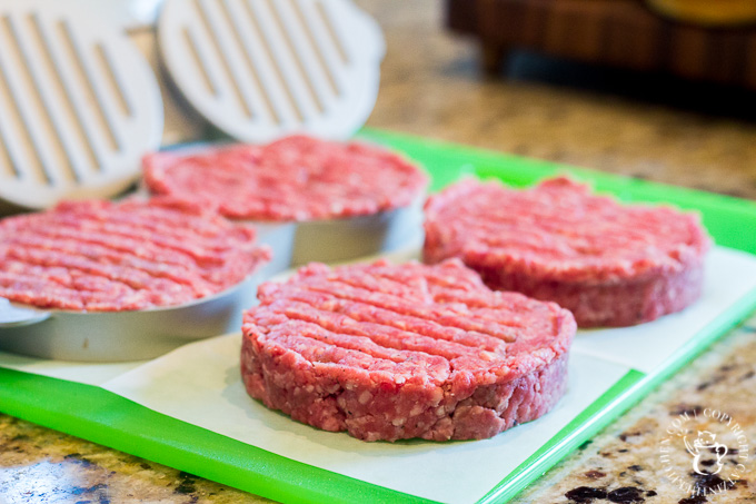 Got that craving for a burger, but the weather outside is not conducive to grilling? Make this indoor classic cheeseburger and free yourself from the climate's control of your burger fix!