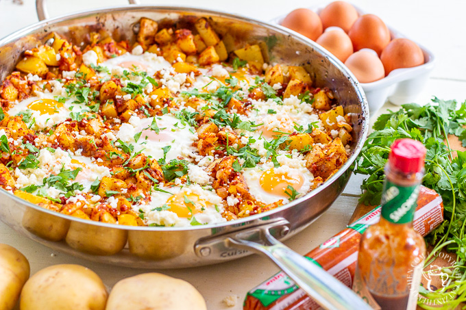 Brunch must be the best meal of the day, right? It certainly will be if you serve this yummy breakfast chorizo hash! Not a chorizo fan? Sub in some sausage!