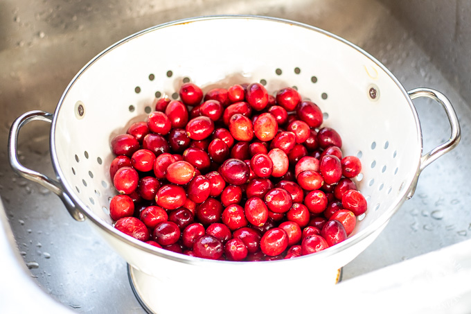 Forget the canned stuff and whip up a flavorful, homemade spiced cranberry sauce with pecans and raisins this Thanksgiving - in about 15 minutes! 