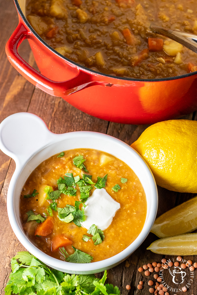 Your pantry can come to your rescue again with this easy, hearty, super tasty, and crazy healthy one pot country lentil soup! 